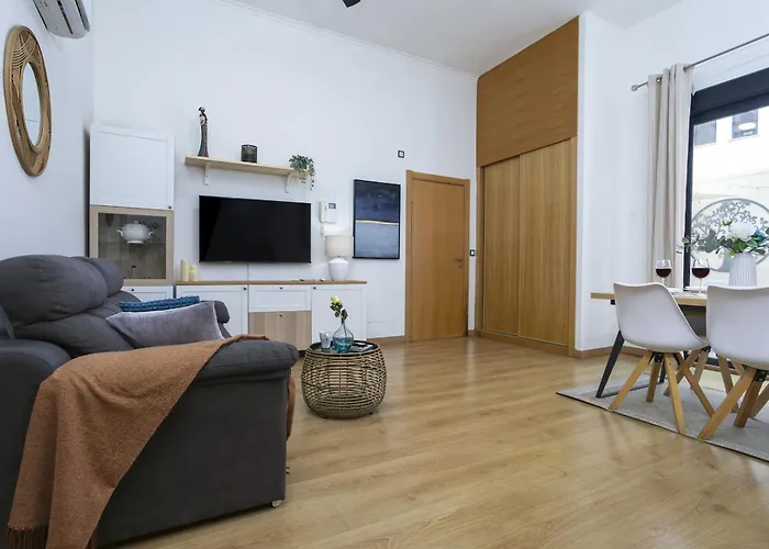 -malagasunapts- Jinetes Chil Pool & Park2 アパート