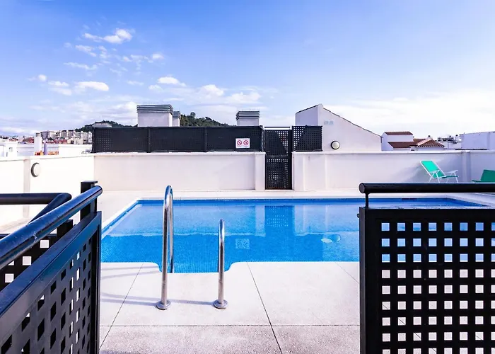 -malagasunapts- Jinetes Chil Pool & Park2
